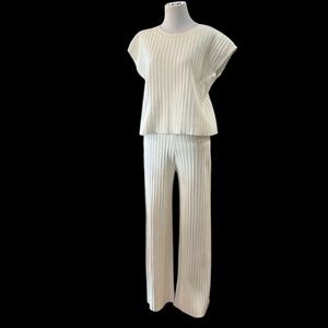 SINCERELY JULES RIBBED KNIT TOP AND BOTTOMS SET WHITE SIZE MEDIUM